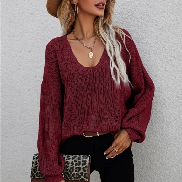 Gray knit V neck sweater - Picture 15 of 16